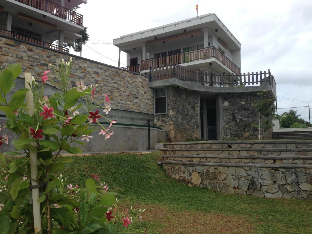 מטרה Lotus Villa Holiday Resort מראה חיצוני תמונה